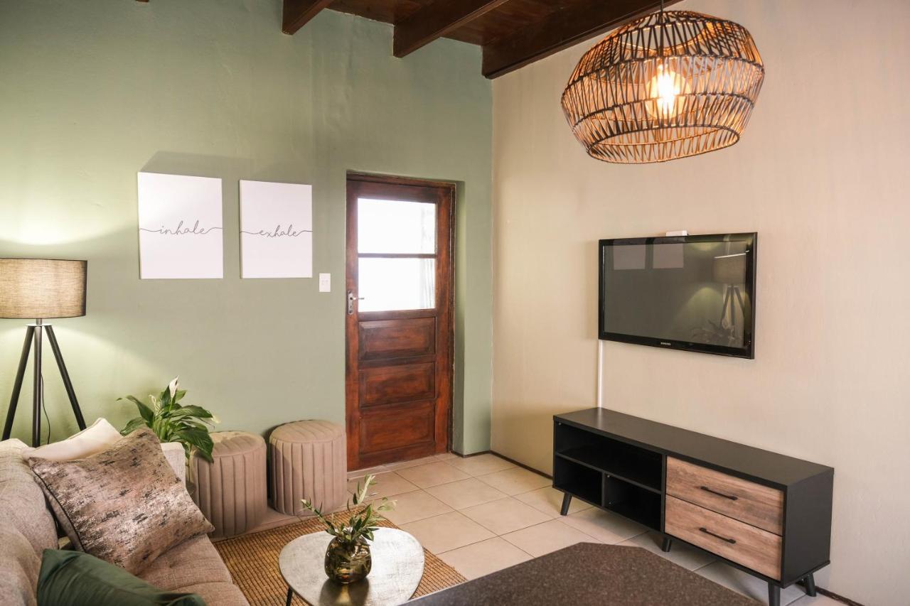 The Olive Tree Apartment Керес Екстериор снимка