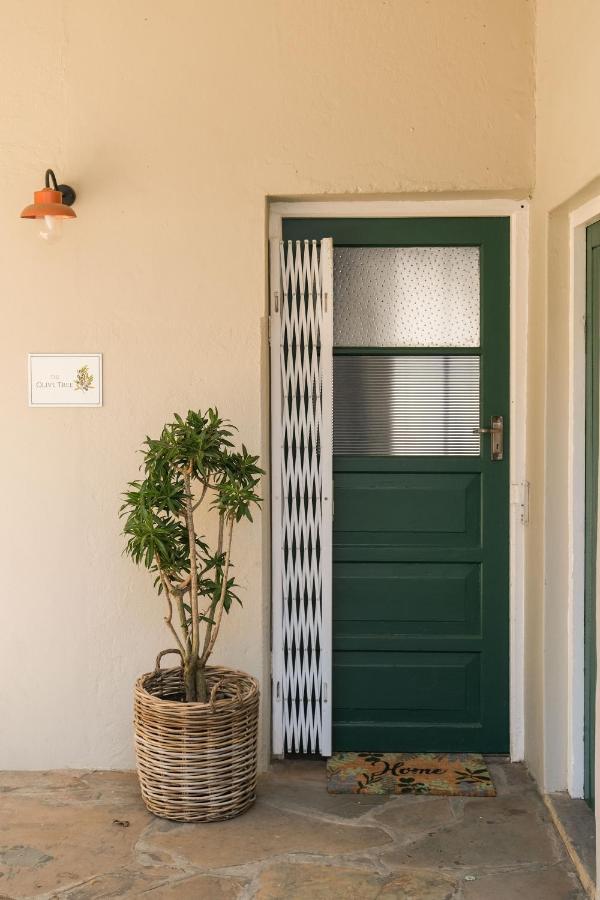 The Olive Tree Apartment Керес Екстериор снимка